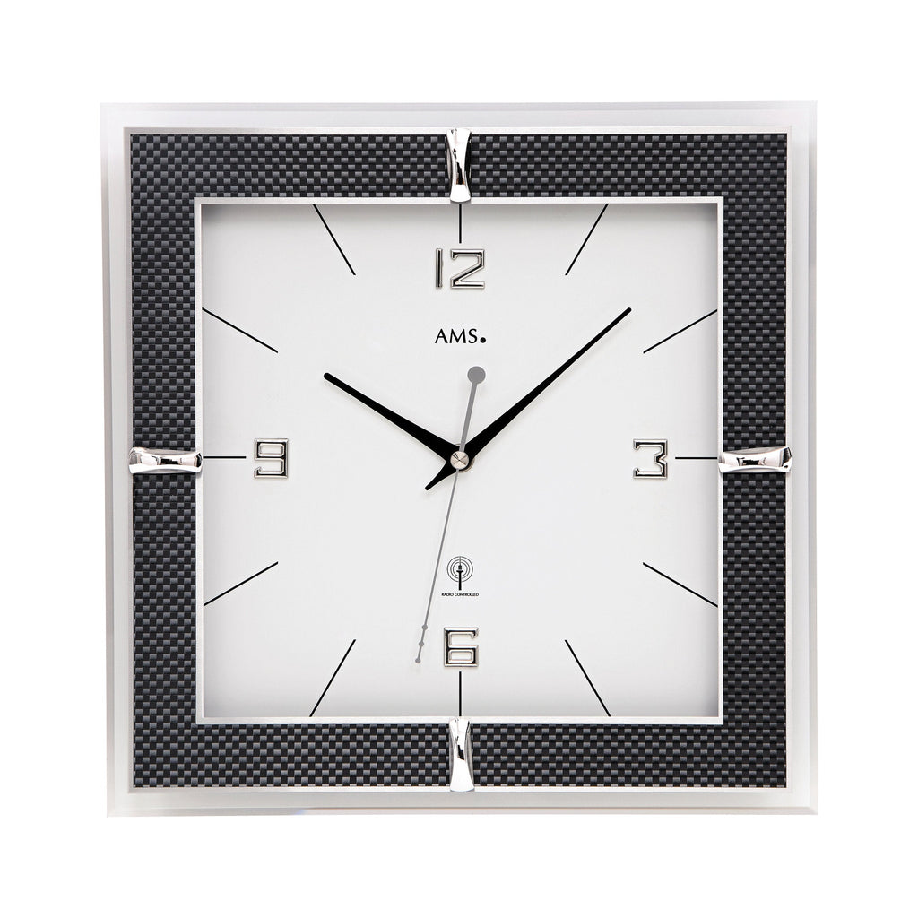 AMS F5855 Funkwanduhr mit facettiertem Mineralglas und Carbon-Applikation