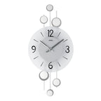 AMS W9388 Wanduhr mit dekorativen Metallauflagen auf Metallstäben