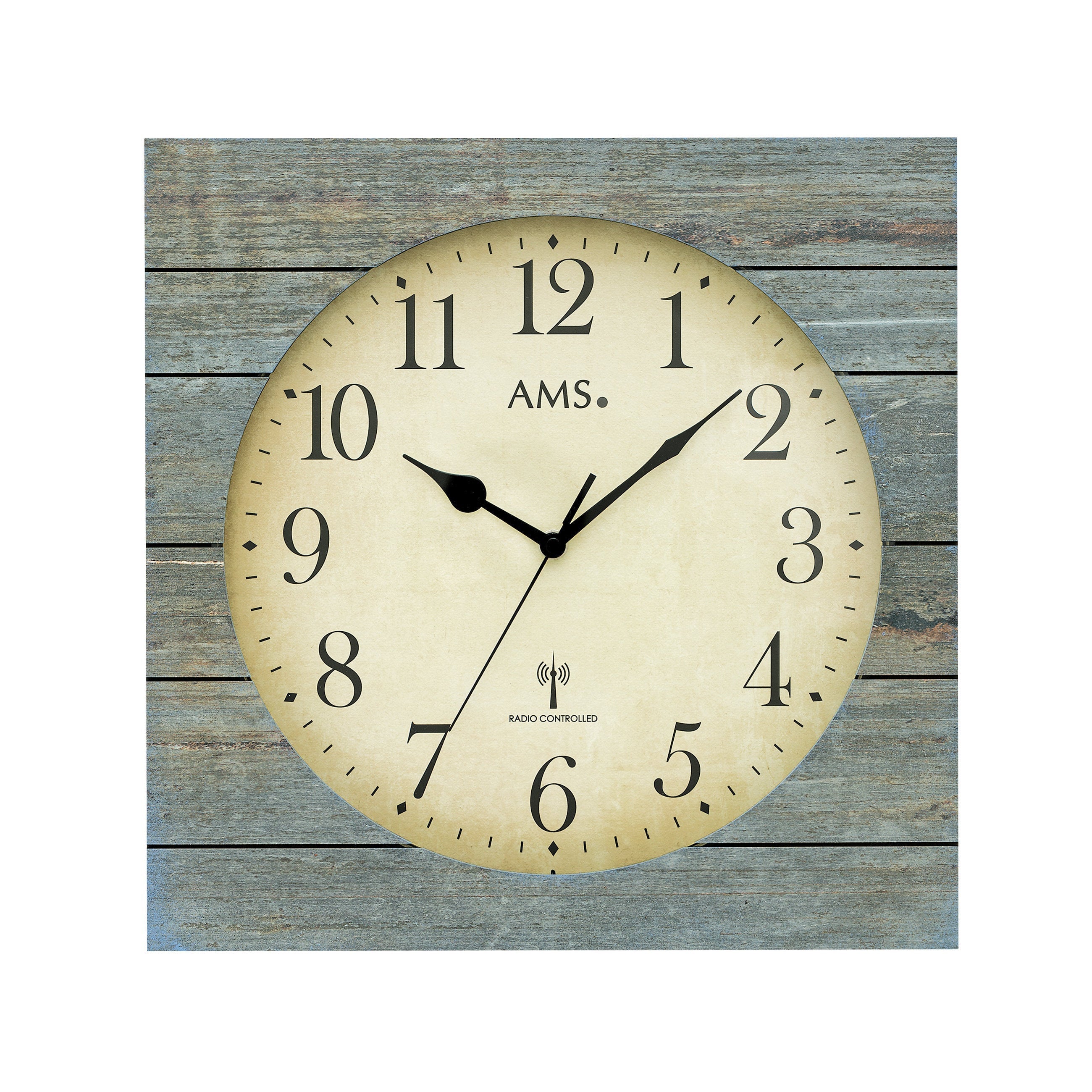 Standuhren.com 🕰️ AMS Funkwanduhr mit quadratischem Holzgehäuse in Antik-Optik und klassischem Zifferblatt
